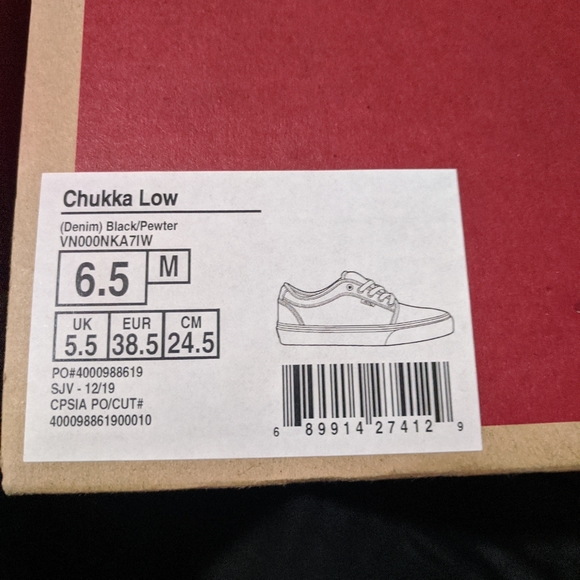 Vans Sneakers - Picture 7 of 8